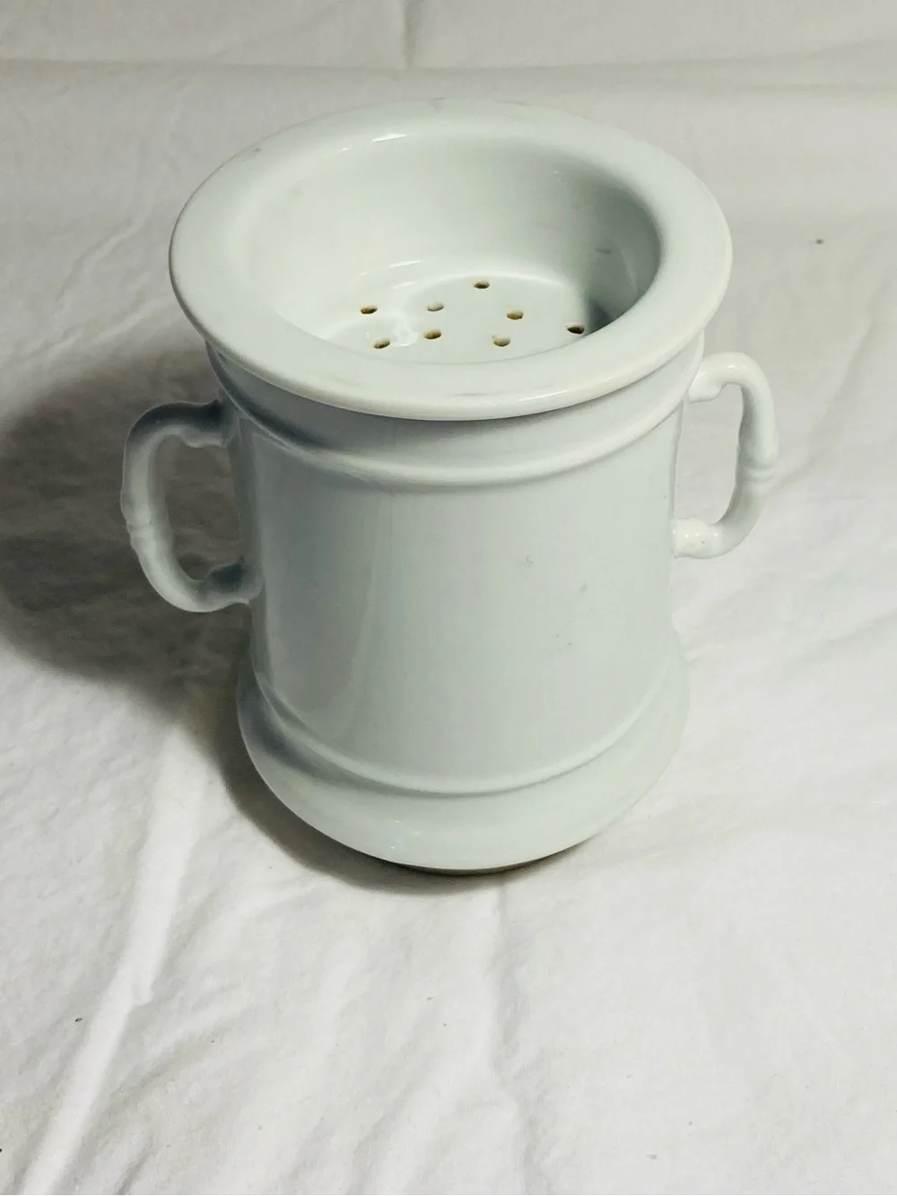 Vintage porcelain coffee/tea drip strainer with large two handle mug/cup